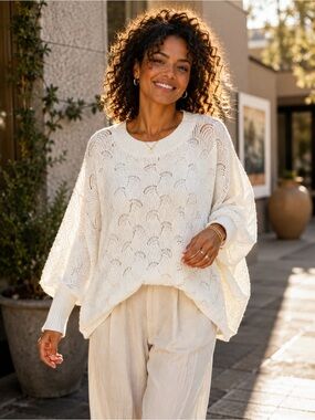 Andrée Off White Open Knit Dolman Poncho Sweater S/M NWOT